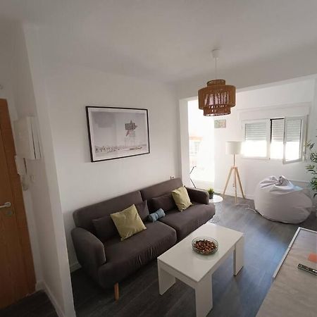Estupendo Piso Renovado A 30 Metros De La Playa Appartement Almería Buitenkant foto